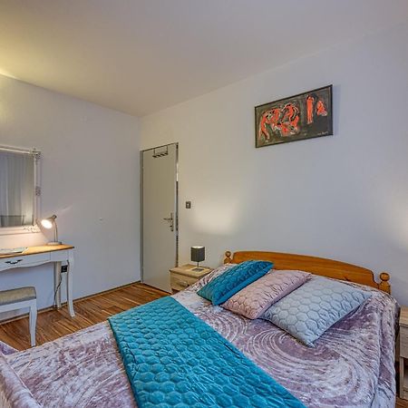 Apartments Suki 로비니 외부 사진